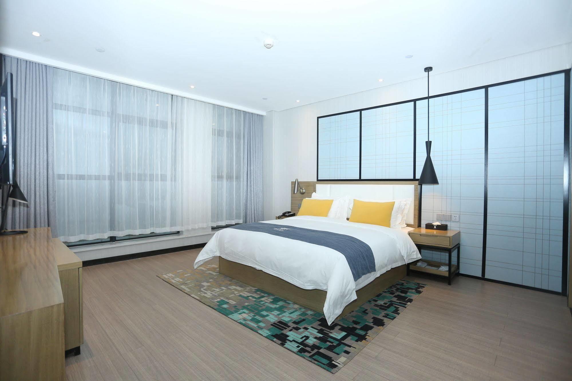 Echarm Hotel Zhengzhou High Tech Zone Exterior photo